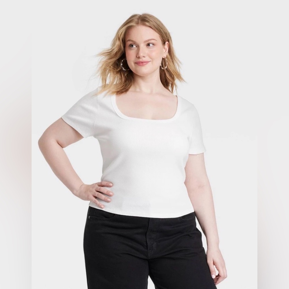 Universal Thread Women’s White Ribbed Shirt size XXL